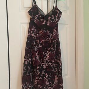 White House black market dress size 4